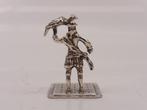 Zilveren miniatuur Valkenier                            Z450, Antiek en Kunst, Antiek | Goud en Zilver, Ophalen of Verzenden, Zilver