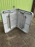 Campingtafel, Caravans en Kamperen, Kampeermeubelen, Ophalen of Verzenden, Zo goed als nieuw, Campingtafel