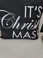 Zwart kussen met 'It's Christmas!' tekst, Ophalen of Verzenden, Zo goed als nieuw, Zwart, Vierkant