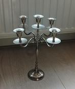 Zilverkleurige 5-arms kandelaar - Kersttafel, Huis en Inrichting, Woonaccessoires | Kandelaars en Kaarsen, Ophalen of Verzenden