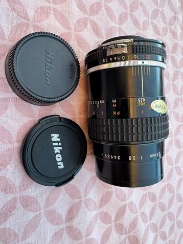 Nikon 55mm 2.8 analoge lens  beschikbaar voor biedingen