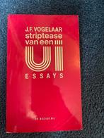 Stripteae van een ui - J.F. Vogelaar, Ophalen of Verzenden, Gelezen