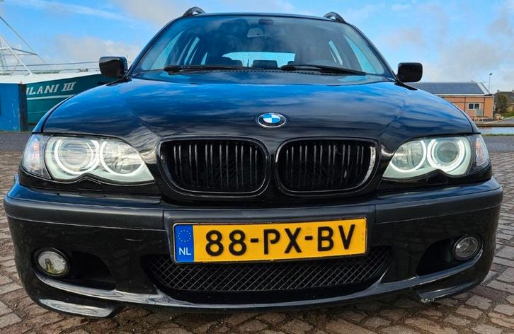 BMW E46 330i | AUT | Touring | Schuifdak | 18 inch | APK, Auto's, BMW, Particulier, 3-Serie, ABS, Airbags, Airconditioning, Bluetooth