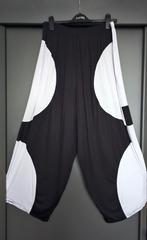 AKH; WAANZINNIGE ZWART/ WITTE BROEK € 35,-, Ophalen of Verzenden, Zo goed als nieuw, Zwart