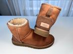 UGG maat 39, Kleding | Dames, Schoenen, Ophalen of Verzenden, Zo goed als nieuw