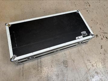Flightcase geschikt voor gehele PIO DJ set beschikbaar voor biedingen