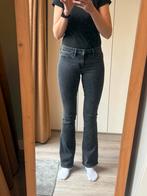 Flared jean denham en leuk rokje (shoeby), Kleding | Dames, Broeken en Pantalons, Kort, Zwart, Ophalen of Verzenden, Zo goed als nieuw