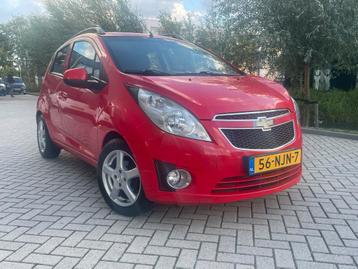 Chevrolet Spark 1.0i Benzine ! 2010 Rood / AIRCO / NAP / APK beschikbaar voor biedingen