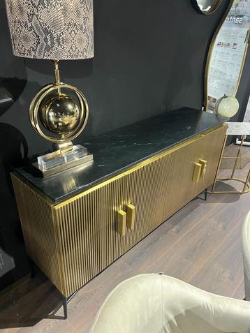 dressior van Richmond interiors de serie Ironville showmodel beschikbaar voor biedingen