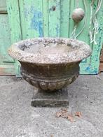Oude brocante betonnen bloempot bloembak jardiniere tuinvaas, Tuin en Terras, Tuinvazen, N, Ophalen of Verzenden, N, N
