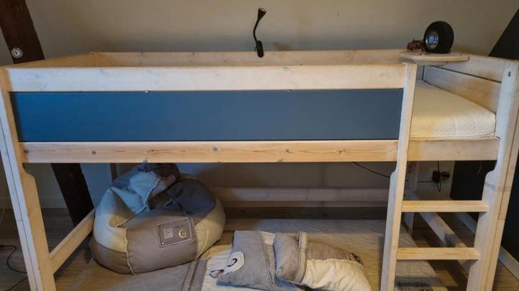 Life time halfhoogslaper, speelmatras, zitzak, etc, Kinderen en Baby's, Kinderkamer | Stapelbedden en Hoogslapers, Gebruikt, Halfhoogslaper