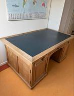 Vintage bureau - hout met leren blad, Huis en Inrichting, Bureaus, Ophalen, Zo goed als nieuw, Bureau