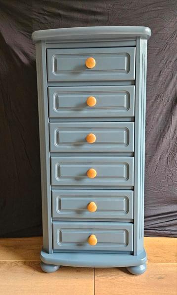 Ladekast blauw beschikbaar voor biedingen