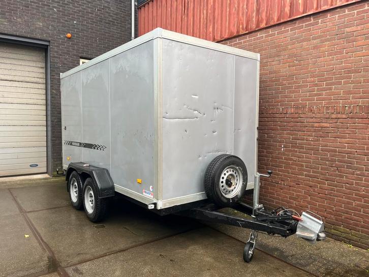 Gesloten humbaur 350 bij 160 bij 180, Auto diversen, Aanhangers en Bagagewagens, Zo goed als nieuw, Ophalen of Verzenden