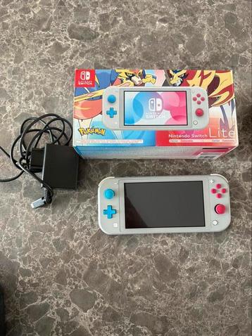 Nintendo Switch Lite - Pokemon Zacian & Zamazenta Edition beschikbaar voor biedingen
