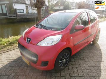 Peugeot 107 1.0-12V XS 5-deurs Zuinig INRUILKOOPJE MET APK D beschikbaar voor biedingen