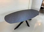 Hpl deens ovaal 220x110cm normaal van €1429 voor €699! OP=OP, Ophalen