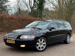 Volvo V70 2.4 170PK Edition Sport, Spaceball, Trekhaak!, Auto's, Volvo, Voorwielaandrijving, 1800 kg, Zwart, Zwart