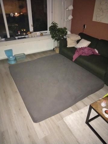 2 Matrassen 90x200 - Reiniging nodig beschikbaar voor biedingen