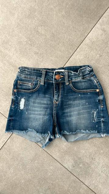 Spijkershort mt 146 Raizzed beschikbaar voor biedingen