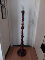 Houten staande lamp 160 cm hoog, Huis en Inrichting, Lampen | Vloerlampen, Ophalen, Zo goed als nieuw, 150 tot 200 cm
