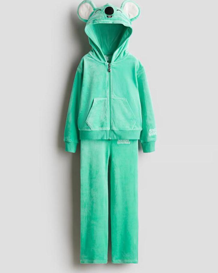 H&m groen squishmallows velours set huispak  maat 134, Kinderen en Baby's, Kinderkleding | Maat 134, Zo goed als nieuw, Meisje