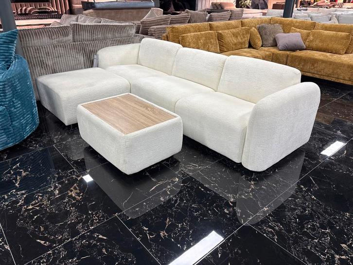 Bank, poef en tafeltje - complete set!, Huis en Inrichting, Stoelen, Zo goed als nieuw, Stof, Ophalen of Verzenden