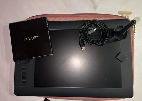 Tekentablet Wacom Intous pro M, Computers en Software, Tekentablets, Zo goed als nieuw, Ophalen of Verzenden