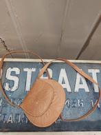 Vintage tasje / heup tasje, Sieraden, Tassen en Uiterlijk, Tassen | Damestassen, -, Beige, -, Ophalen of Verzenden