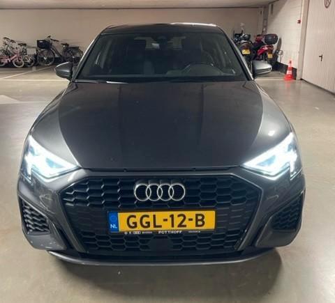 Audi A3 40 Tfsi e 204pk Phev 3x S-line 2021 Grijs, Auto's, Audi, Particulier, A3, Hybride Elektrisch/Benzine, Plug-in hybride