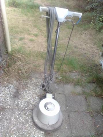 TASKI 35 S vloerschrubber. Elektrisch. 220V. beschikbaar voor biedingen