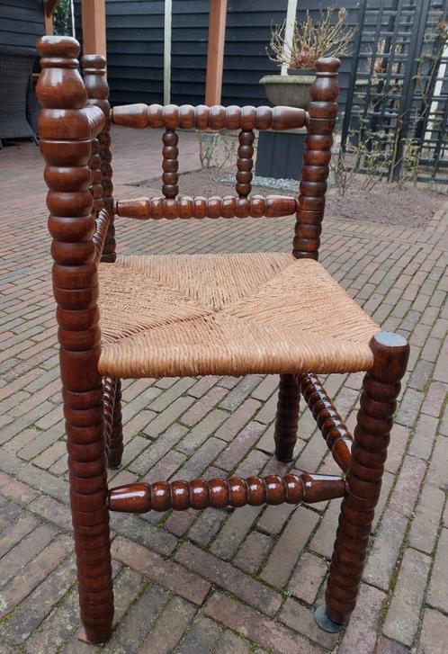 Oud Hollands handgemaakt Bobbin Hoekstoeltje Knobbelstoel, Antiek en Kunst, Antiek | Meubels | Stoelen en Banken, Ophalen
