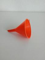 Retro oranje trechter diameter 10 hoog 14 cm, Ophalen of Verzenden, Zo goed als nieuw
