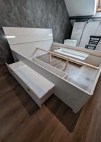 Tweepersoonsbed - Wit - LED licht, Huis en Inrichting, Slaapkamer | Bedden, Ophalen, Wit, Tweepersoons, Zo goed als nieuw