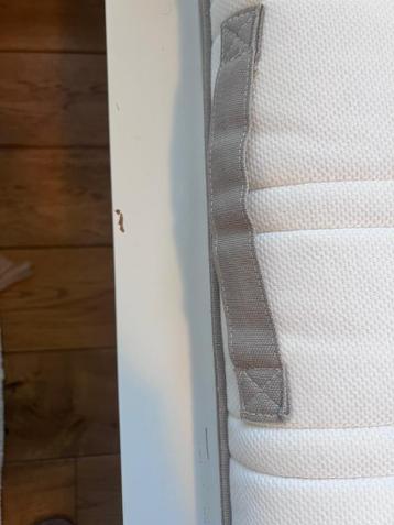 IKEA MALM bed 140x200 + LÖNSET lattenbodem - afbeelding 11