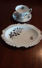 Royal Albert servies van Queens Messenger, Antiek en Kunst, Antiek | Servies los, Ophalen of Verzenden