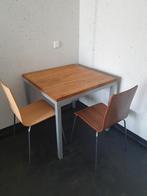 Robuuste vierkante tafel met twee stoelen 80x80, Huis en Inrichting, Tafels | Eettafels, Ophalen, Gebruikt, 50 tot 100 cm, Vierkant