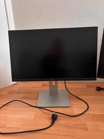 2x Dell Ultrasharp U2515Hc 25" Monitoren beschikbaar voor biedingen