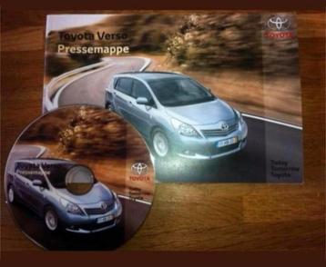 Toyota Verso maart 2009 + CD-Rom beschikbaar voor biedingen