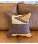 Modern Kilim Kussen 45x45 cm met Vulling, Ophalen of Verzenden, Nieuw, Bruin, Vierkant