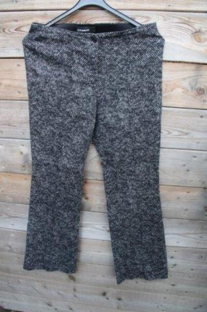 Broek zwart/ wit Cambio mt 38 Vaste prijs, Kleding | Dames, Broeken en Pantalons, Zo goed als nieuw, Maat 38/40 (M), Zwart, Lang