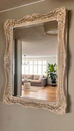 Spiegel Brocante, Ophalen