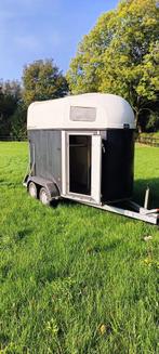 Hotra trailer 2 paarden, Dieren en Toebehoren, Paarden en Pony's | Trailers en Aanhangwagens, Ophalen of Verzenden, Gebruikt