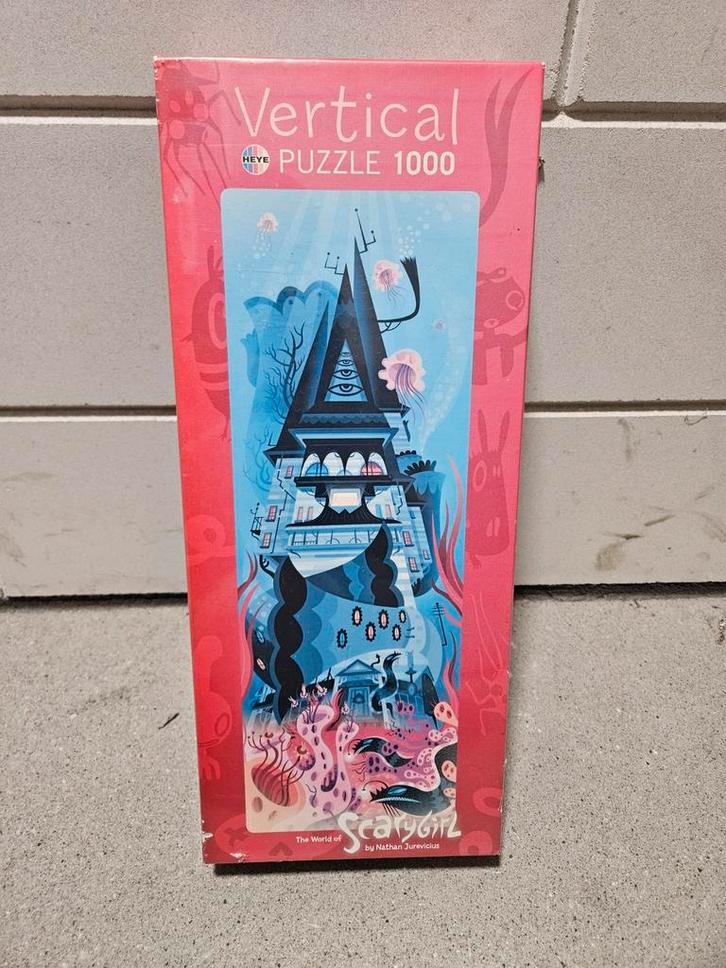 Heye Vertical Puzzle 1000 stukjes - Scarygirl. Nooit geopend, Hobby en Vrije tijd, Denksport en Puzzels, Zo goed als nieuw, Legpuzzel