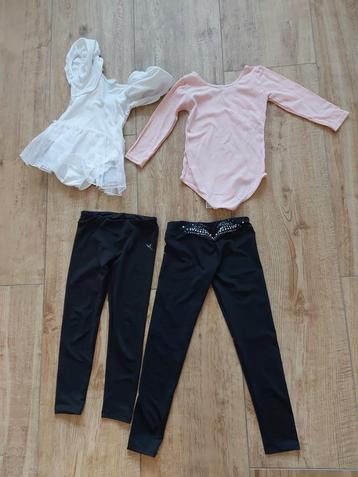 Gymnastiek/sportkleding 122, bodies, broeken, gymschoenen beschikbaar voor biedingen