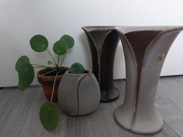 Set 3 vintage vaasjes Steuler Keramiek 2x 20cm en 1x 10 cm h beschikbaar voor biedingen