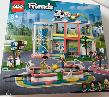 Lego Friends Sportcentrum 41744 beschikbaar voor biedingen