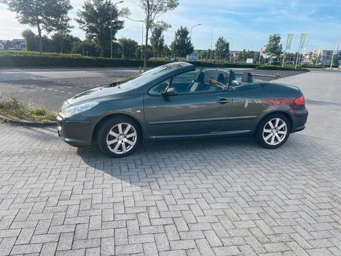 Peugeot 307 Cabrio 2.0 16V CC 2007 Grijs, Auto's, Peugeot, Benzine, E, Cabriolet, Handgeschakeld, Geïmporteerd, Zilver of Grijs