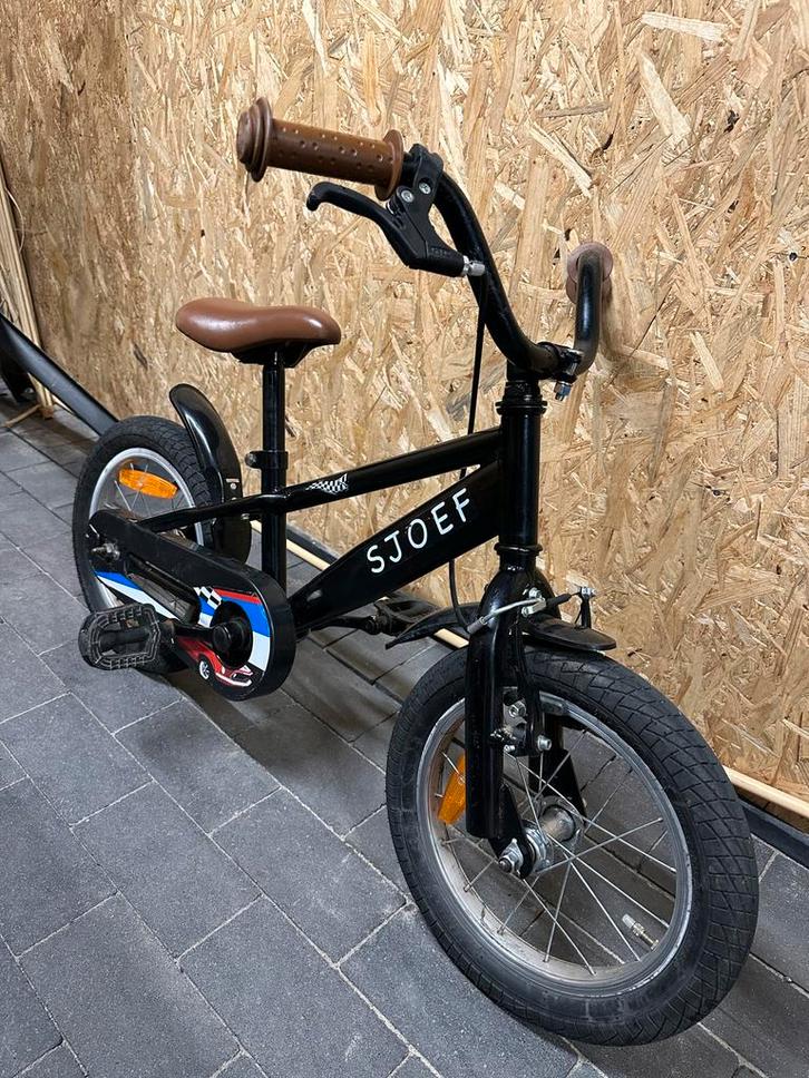 Sjoef race kinderfiets 22 inch fiets BMX Zwolle Stadshagen, Fietsen en Brommers, Fietsen | Jongens, Gebruikt, 22 inch, Handrem