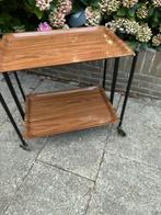Vintage opdien drank tafel tje rijbaar, Huis en Inrichting, Tafels | Sidetables, Ophalen of Verzenden, Zo goed als nieuw, 25 tot 50 cm